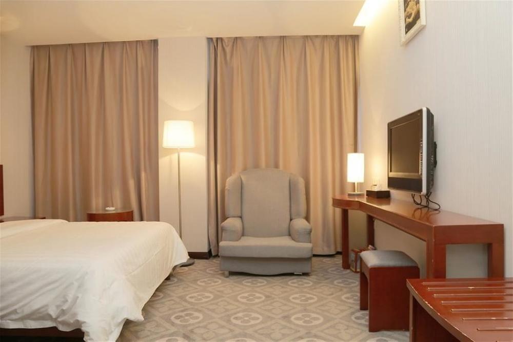 Aden Hotel Сямън Екстериор снимка